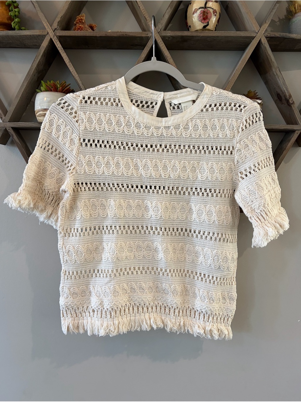 H&M Ivory Fringe Crochet Boho Top. Size 6.